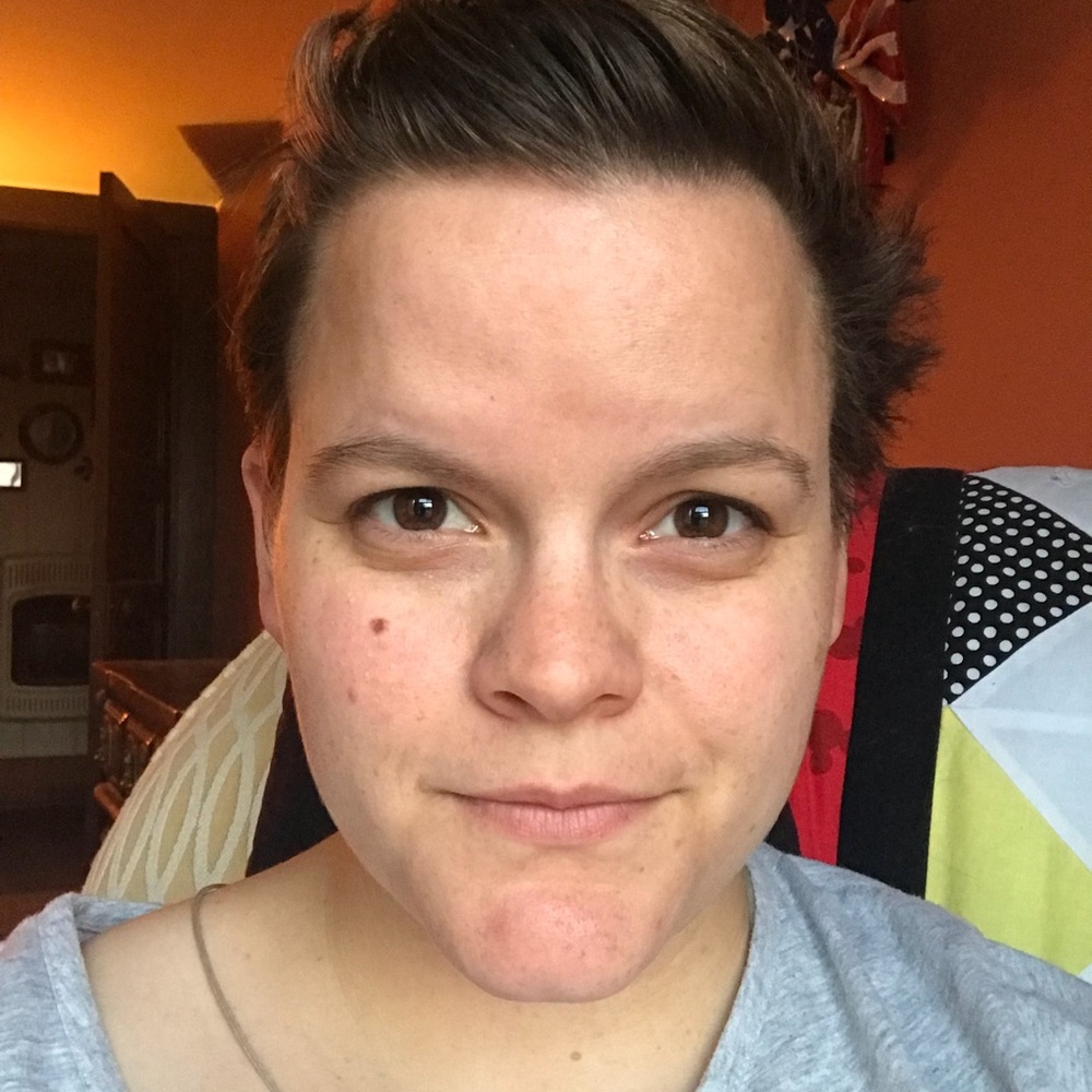 Meet your Posher, Jennifer